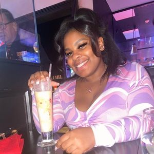 Meet your Posher, Kayla